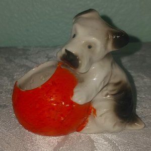 Vintage ca.1945 - 1952 Occupied Japan Dog and Ball Figurine